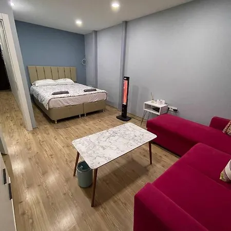Lubran Tourism Apartament *